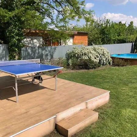 Gere House Dom wakacyjny *